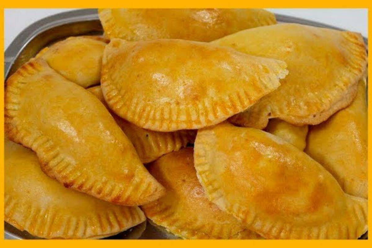 Pastel de forno com uma massa perfeita que leva só 3 ingredientes