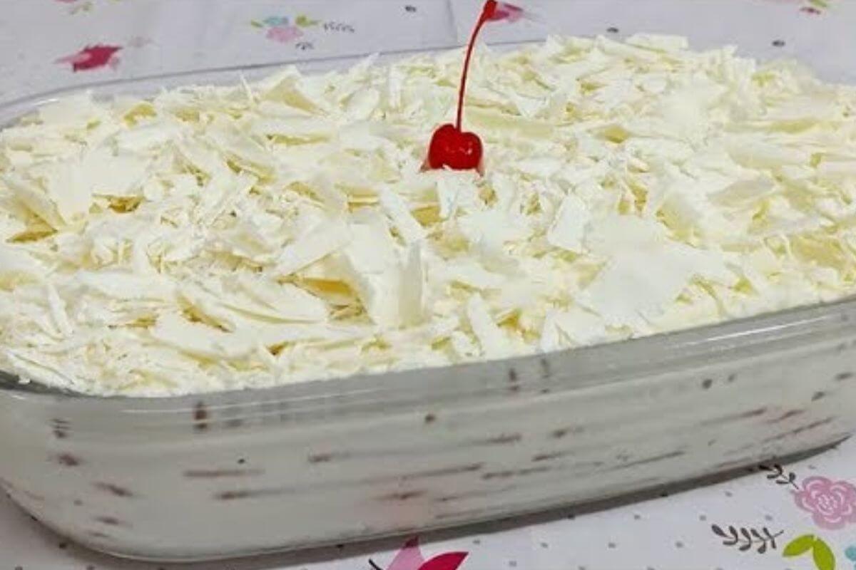 Pavê de leite ninho super cremoso feito com ingredientes bem baratos no mercado