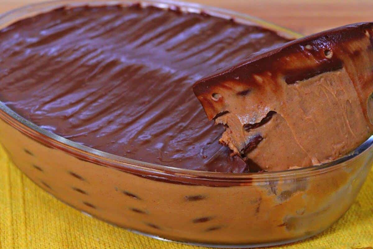 Por essa sobremesa você não esperava: pavê de pão de mel fácil e delicioso