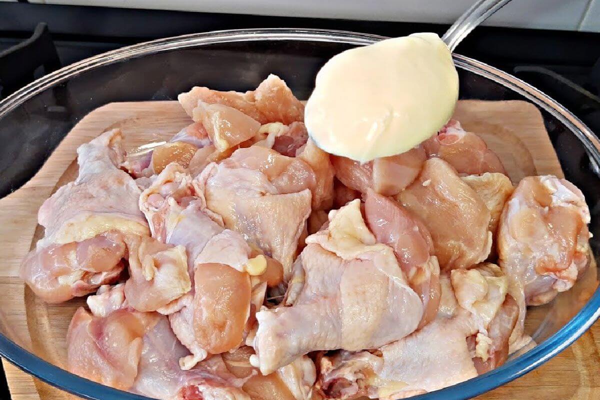 Receita de frango que é sucesso certo em qualquer dia da semana que você fizer