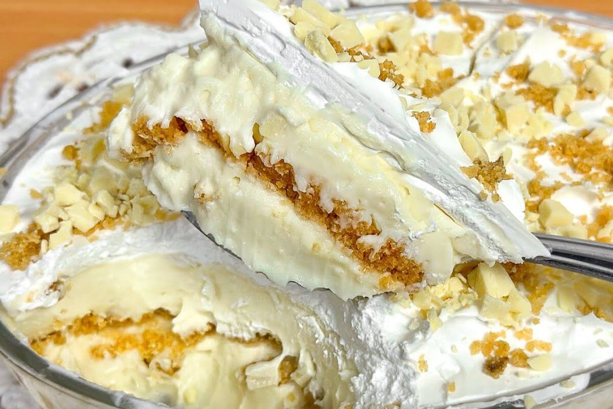 Sucesso do momento: torta belga cremosa com um creme especial de 4 leites incrível