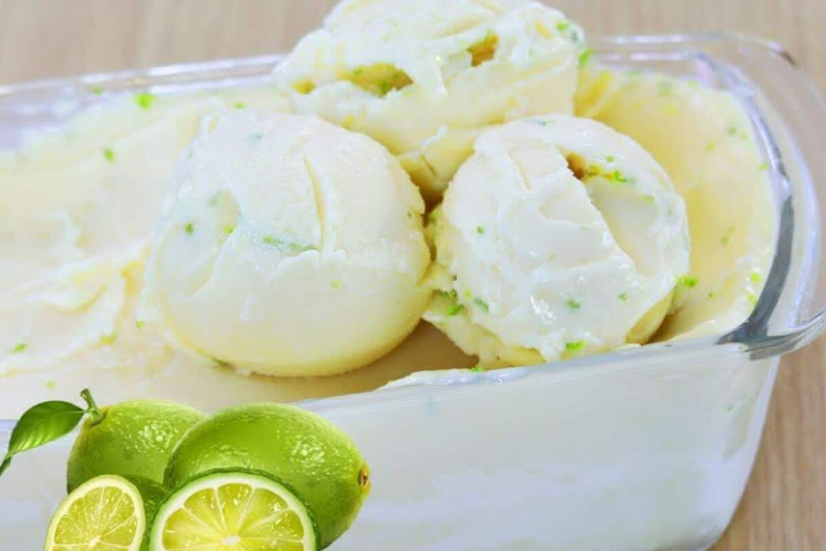 Para os dias quentes faça esse sorvete de limão caseiro usando só 3 ingredientes