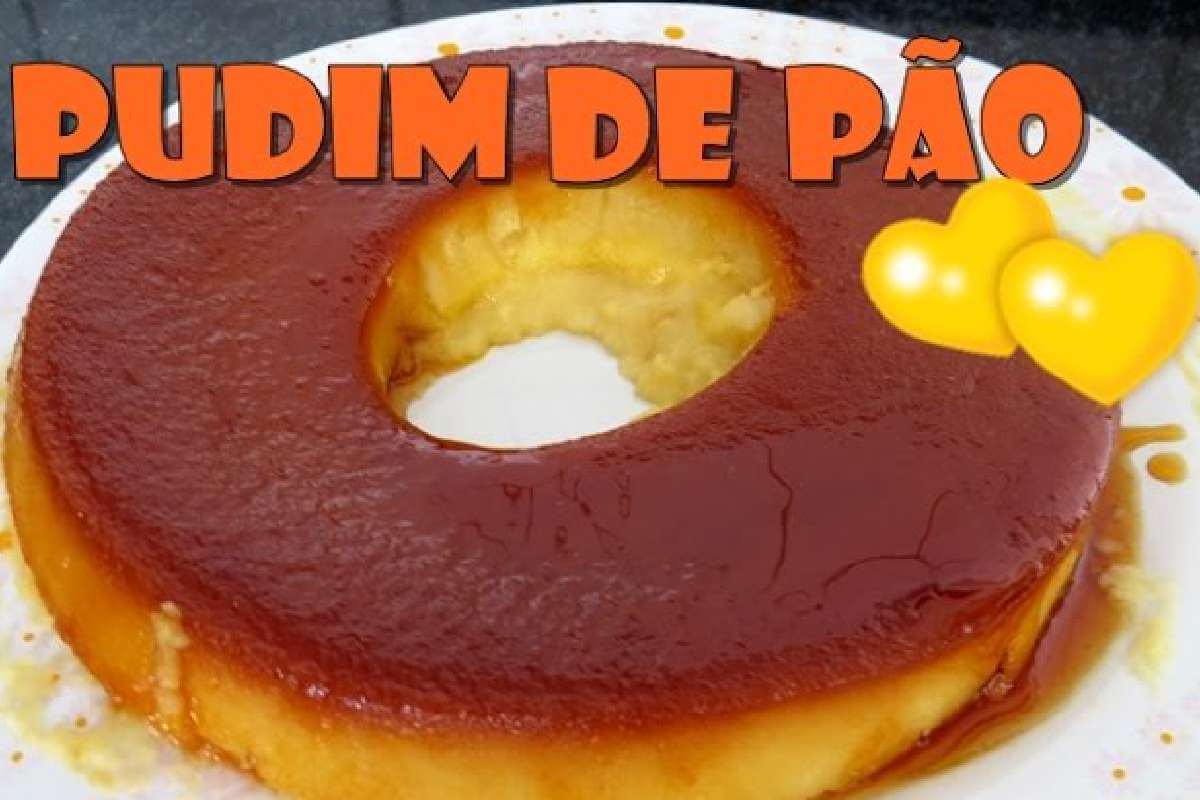 Pudim de pão muito cremoso que me fez parar jogar pão amanhecido fora