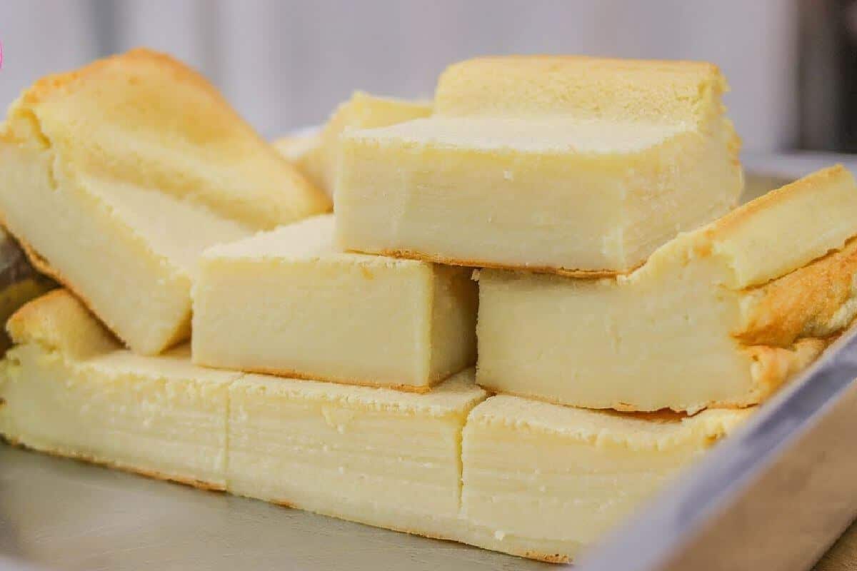 Parece até sobremesa esse bolo cremoso de leite muito simples de fazer