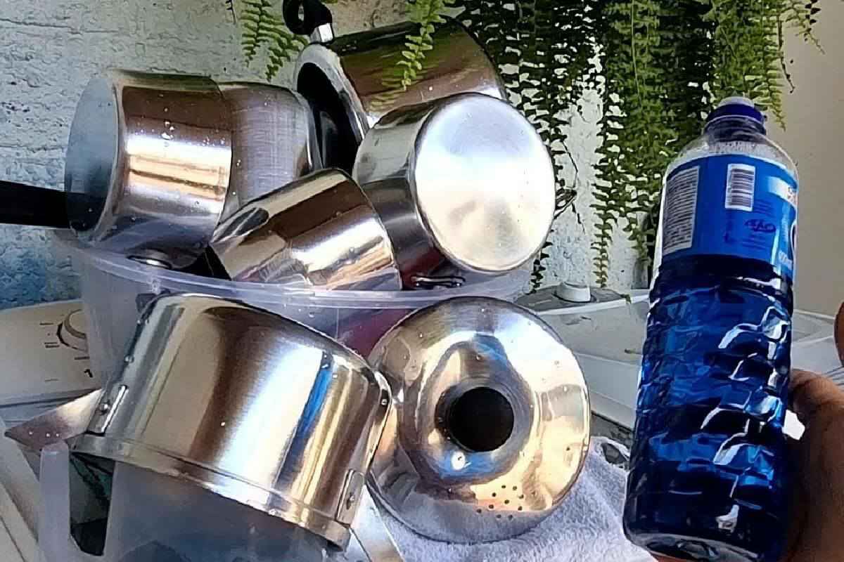 Dica para dar brilho nos alumínios que vai deixar sua cozinha um brinco