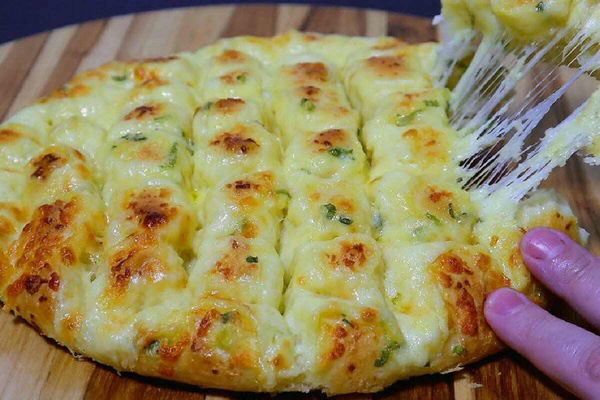 O melhor pão de alho com queijo que existe ótimo para acompanhar seu churrasco