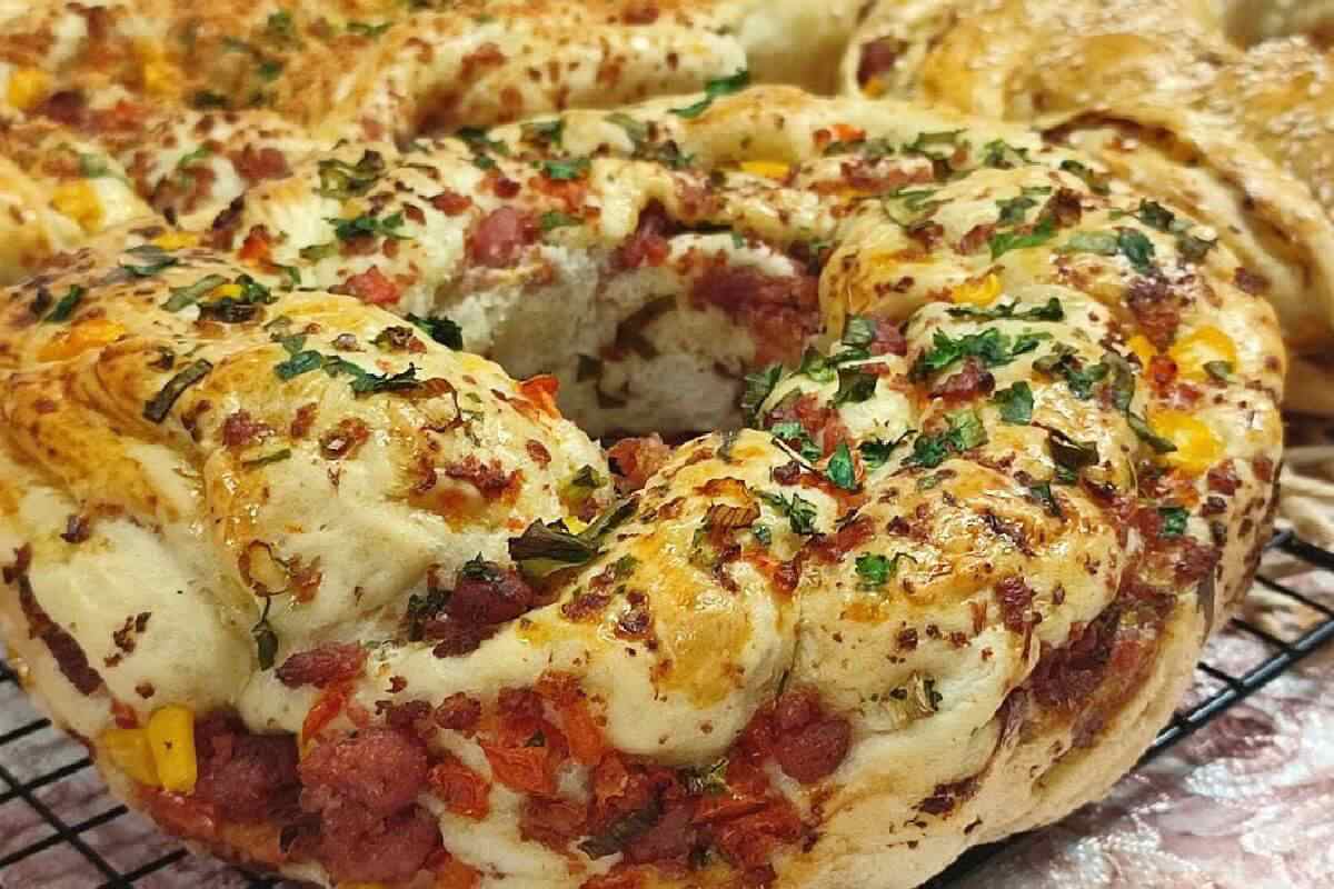 Você já comeu pão de linguiça? É delicioso e não existe outro mais saboroso