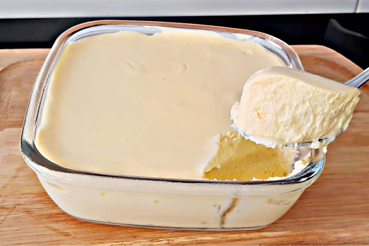 Sobremesa de 2 ingredientes cremosa para comer bem geladinha