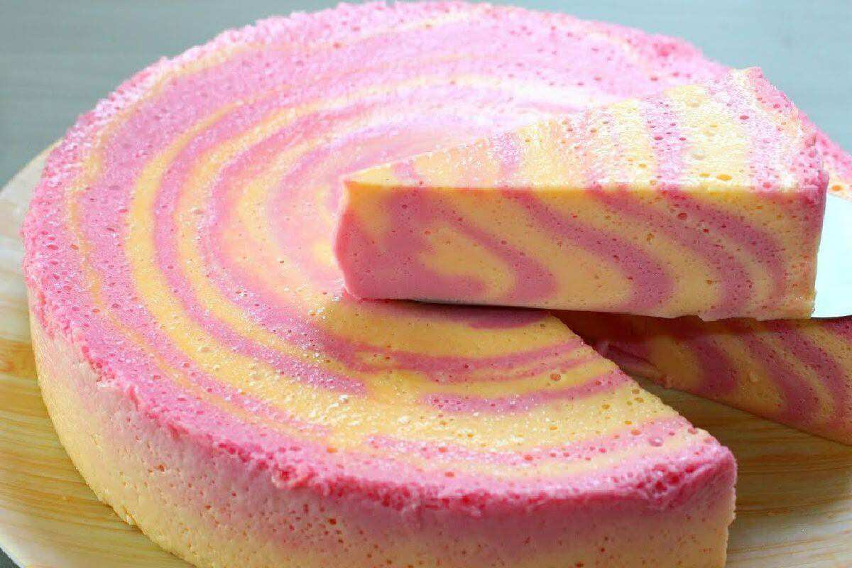 Nem parece que essa sobremesa de gelatina é super econômica e fácil de fazer