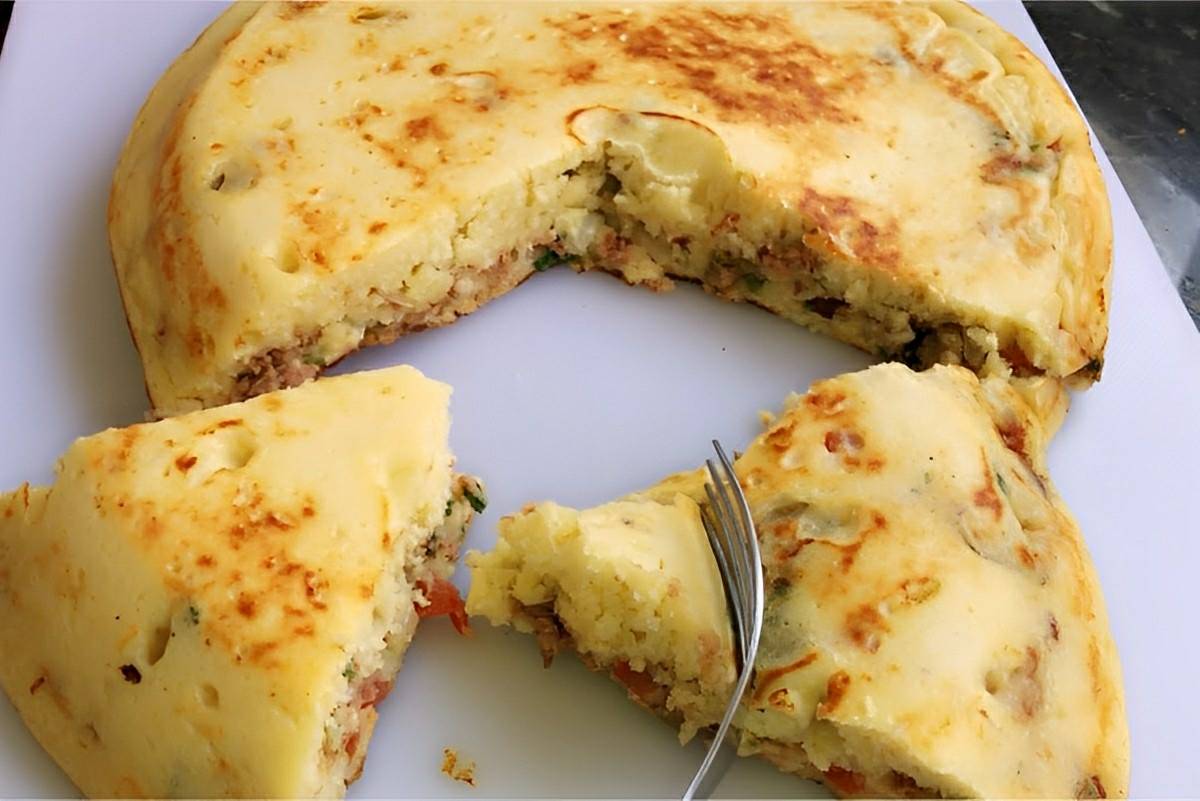 Torta salgada de frigideira pronta em poucos minutos