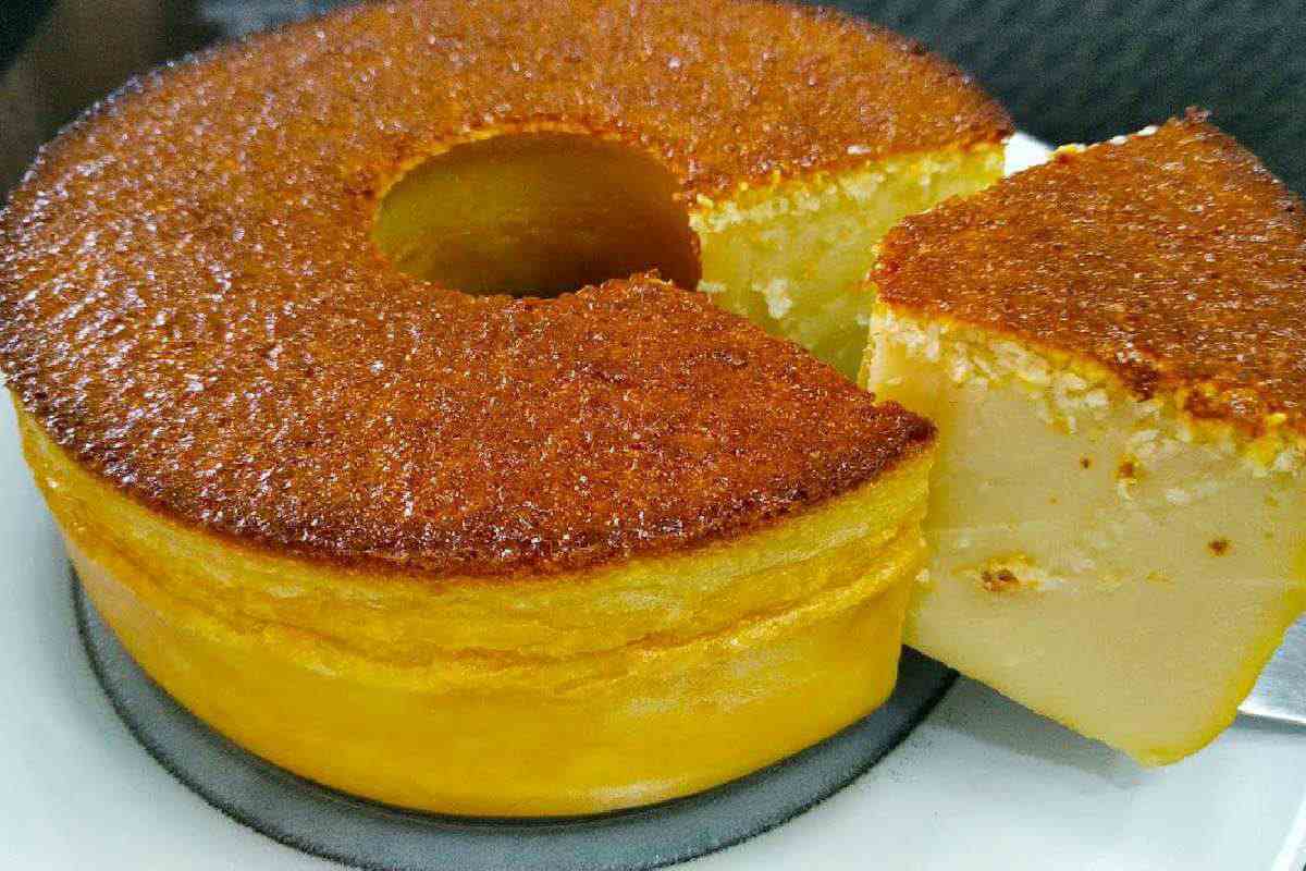 Bolo nordestino um bolo mole delicioso e cremoso que parece sobremesa