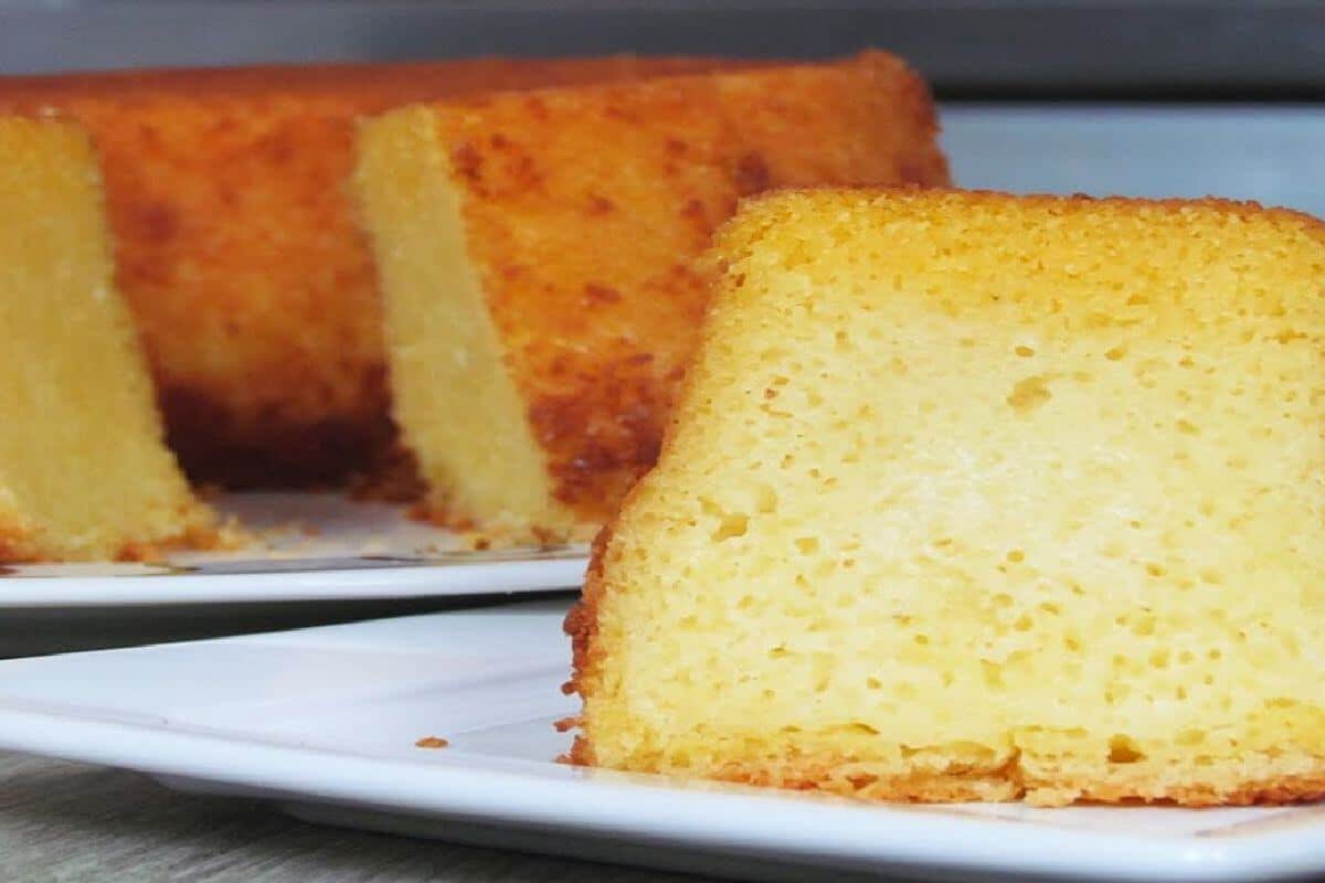 Seu café da manhã muito mais gostoso com esse bolo cremoso de fubá: veja como fazer