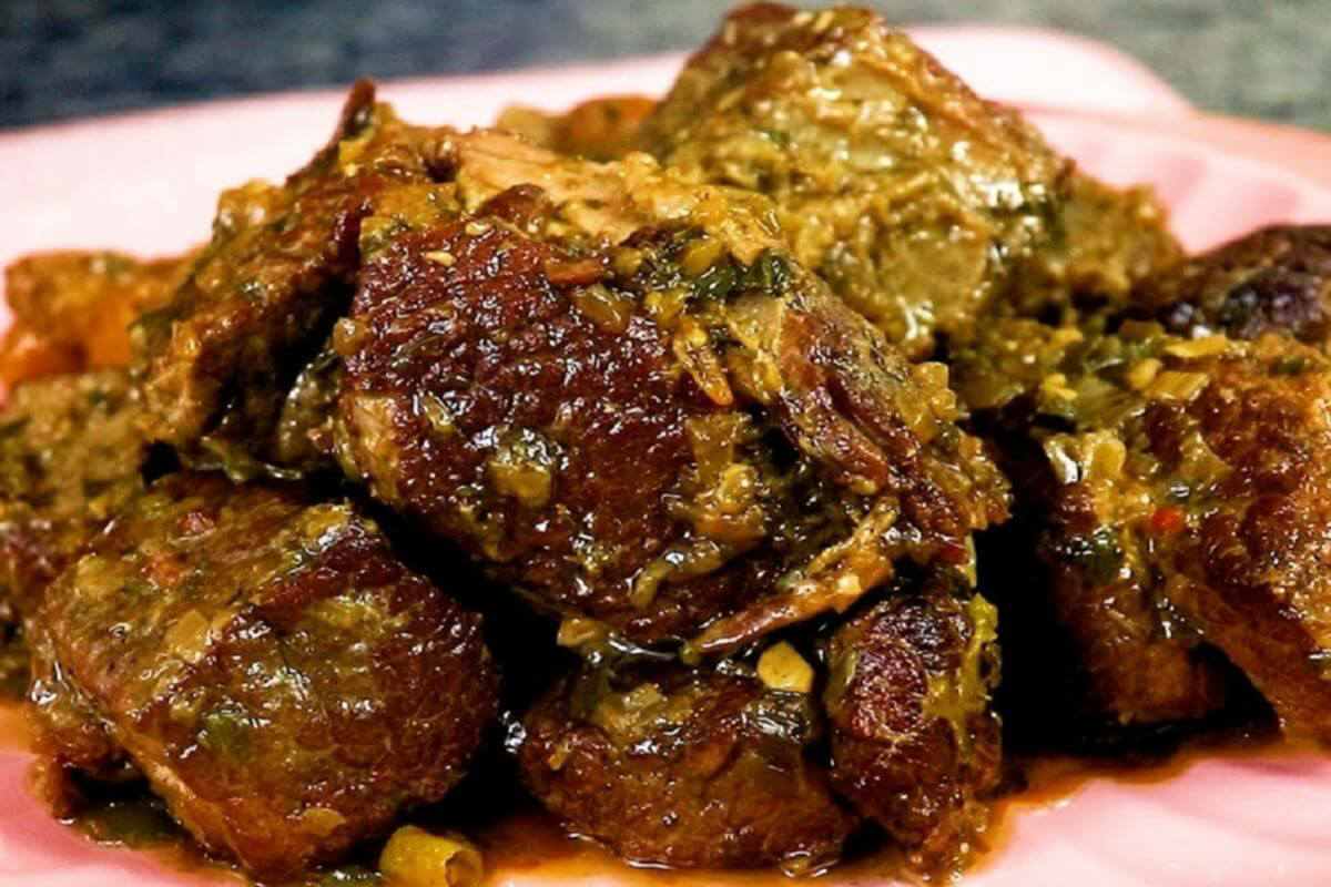 Costela na panela de pressão daquelas que desmancha e solta do osso