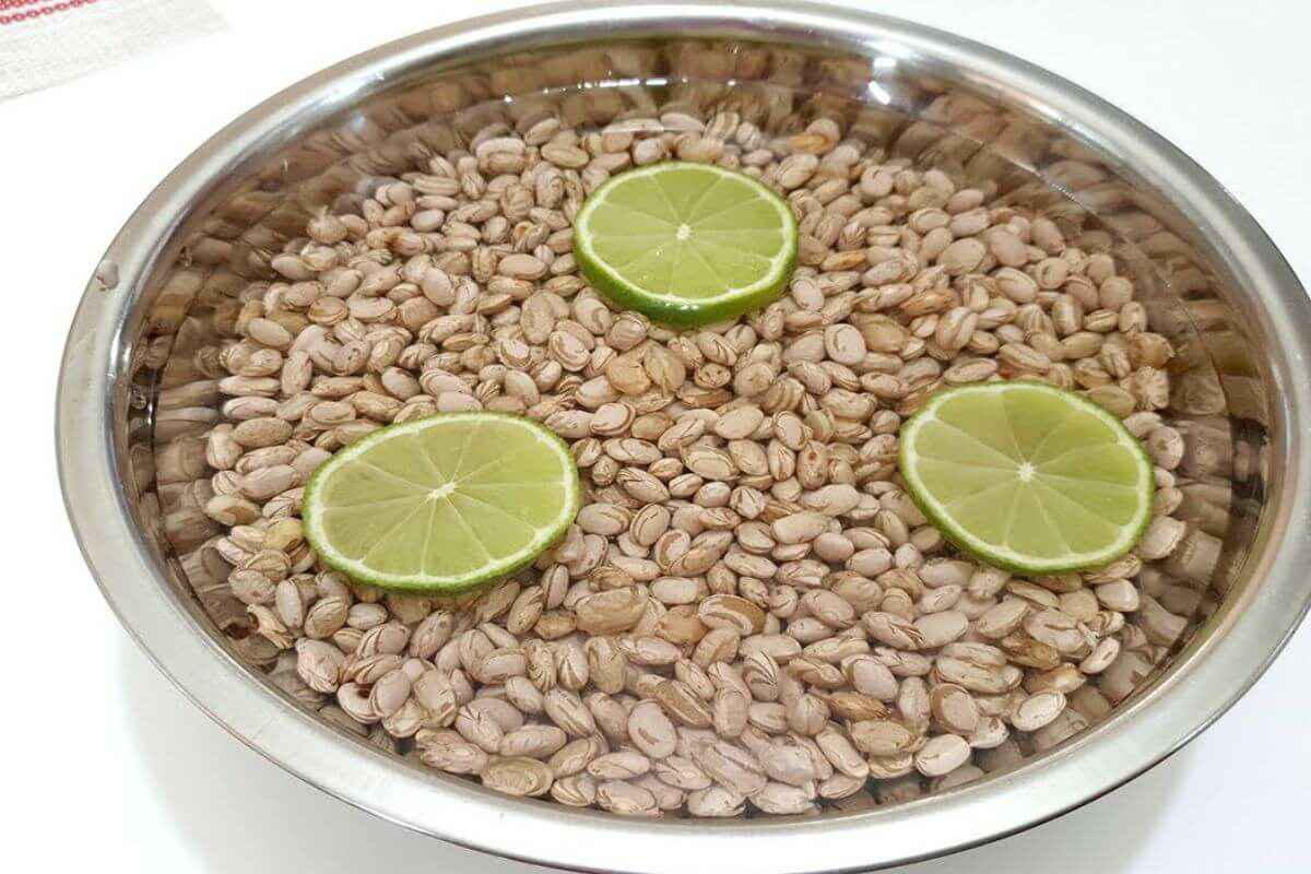 Veja como cozinhar feijão saboroso gastando apenas 15 minutos do seu tempo