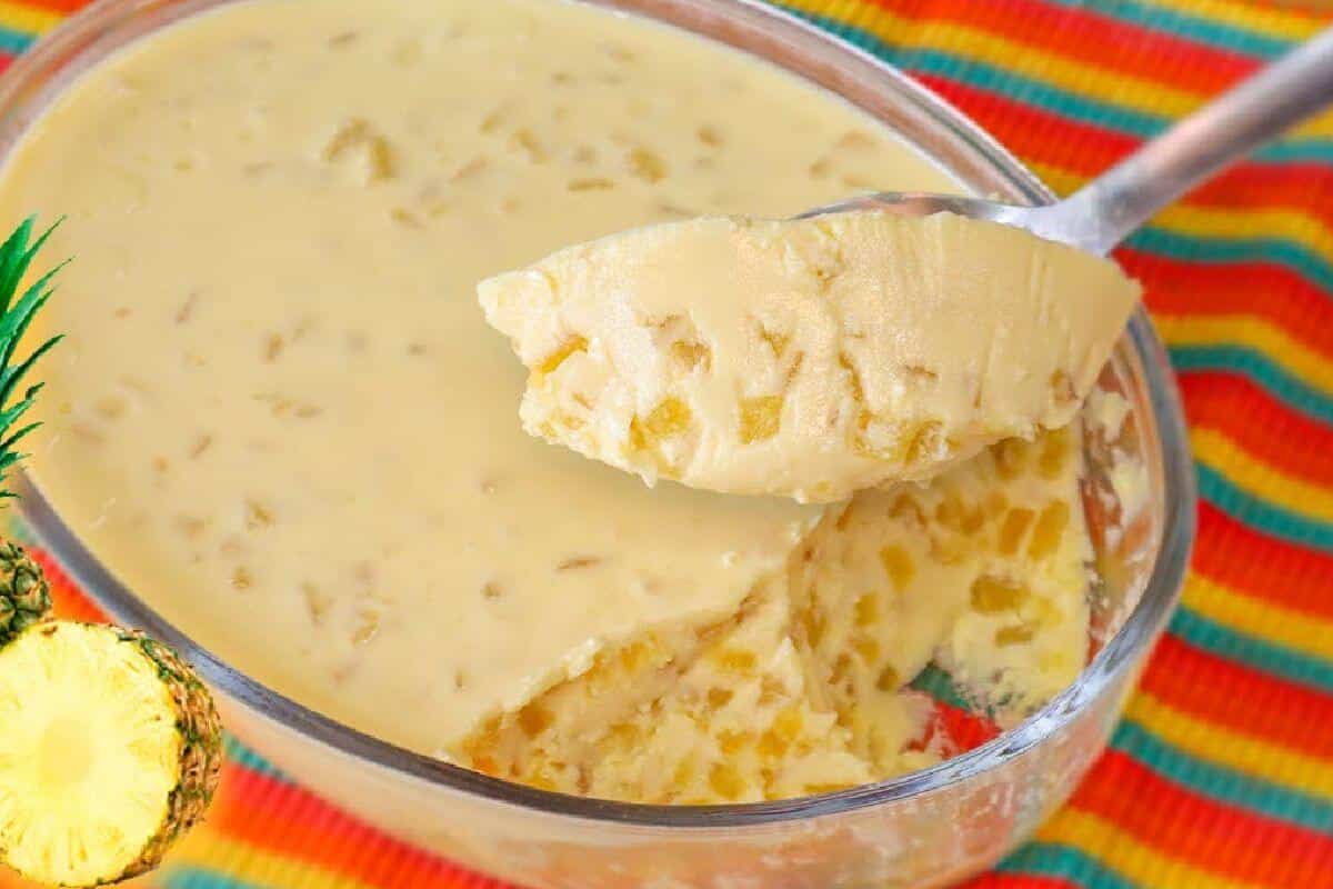 Essa é a sobremesa de abacaxi mais gostosa que já comi e fica super cremosa perfeita para páscoa