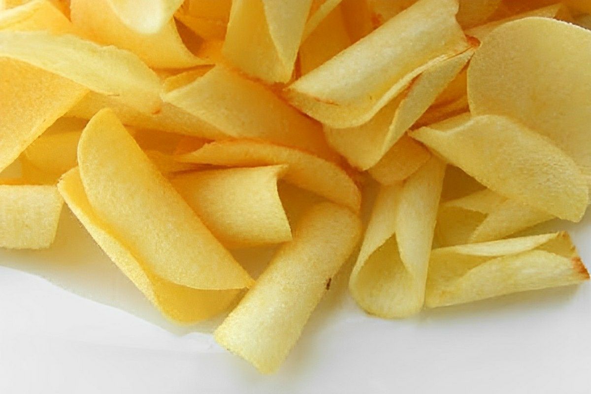 Batata chips bem crocante e sequinha para você fazer em casa e agradar todo mundo