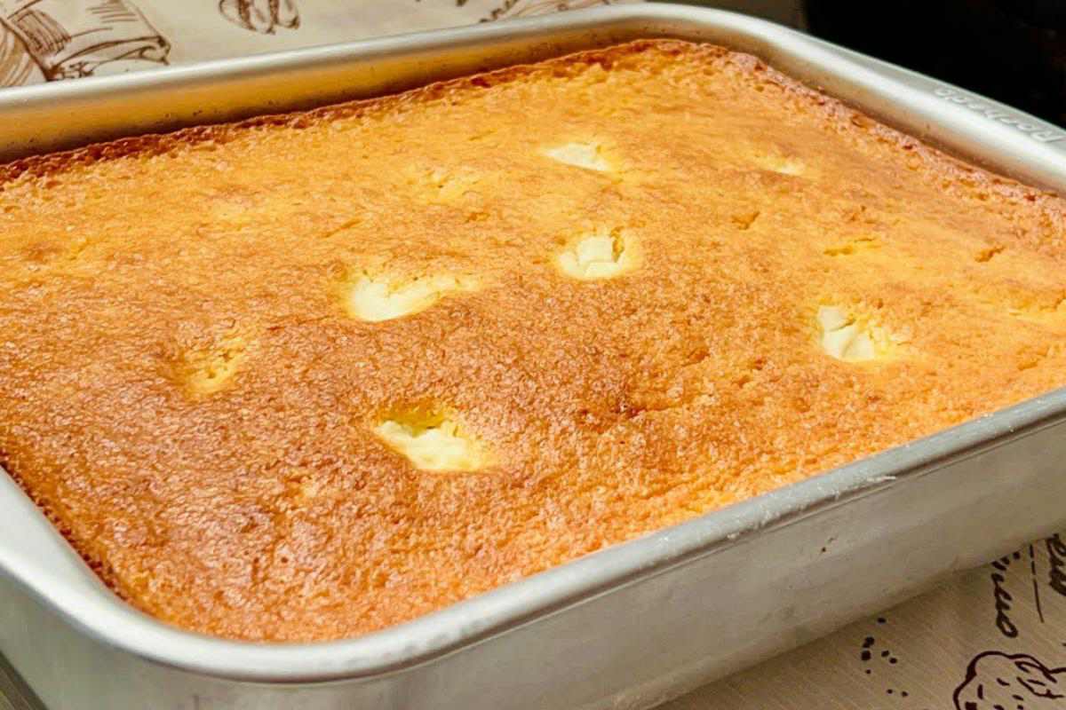 Bolo pamonha com recheio de requeijão uma receita de fazenda para seu lanche da tarde