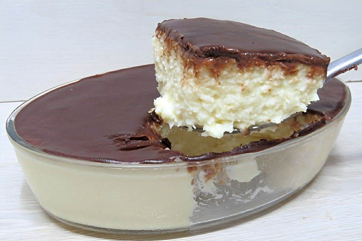 Gelado de coco bem simples de preparar e todo mundo pede mais uma colherada