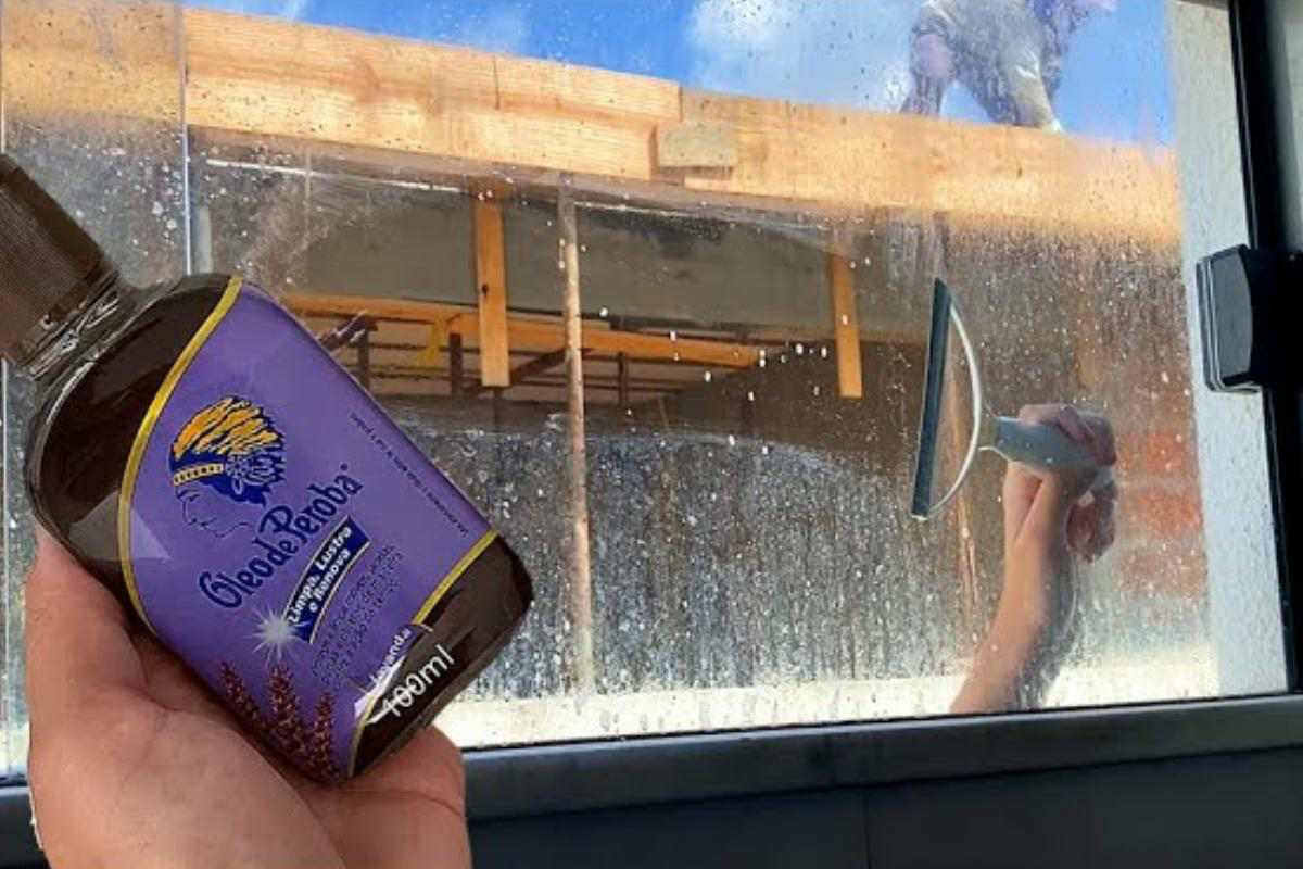 Misturinha para limpar vidros que funciona de verdade e não deixa manchas