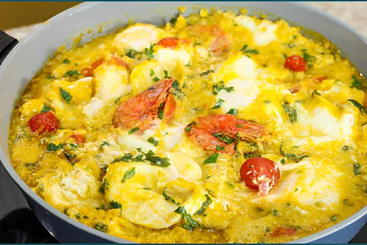 Moqueca de ovo é uma receita deliciosa e muito econômica para o seu almoço