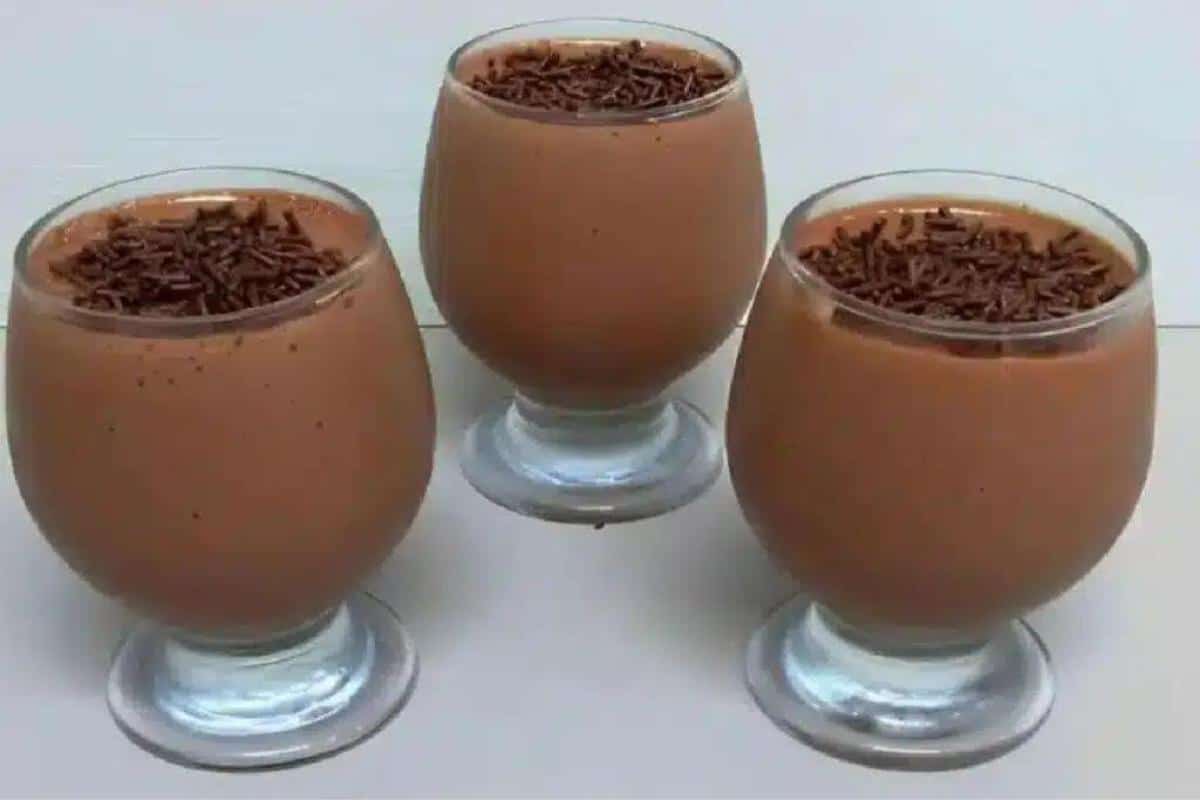 Mousse de chocolate com nescau muito fácil e barato de fazer
