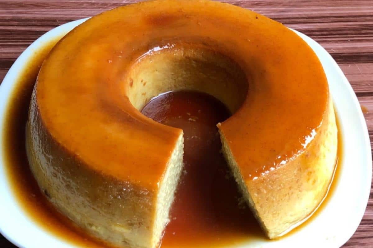 Pudim de banana fácil de fazer com um sabor bem marcante que você vai adorar