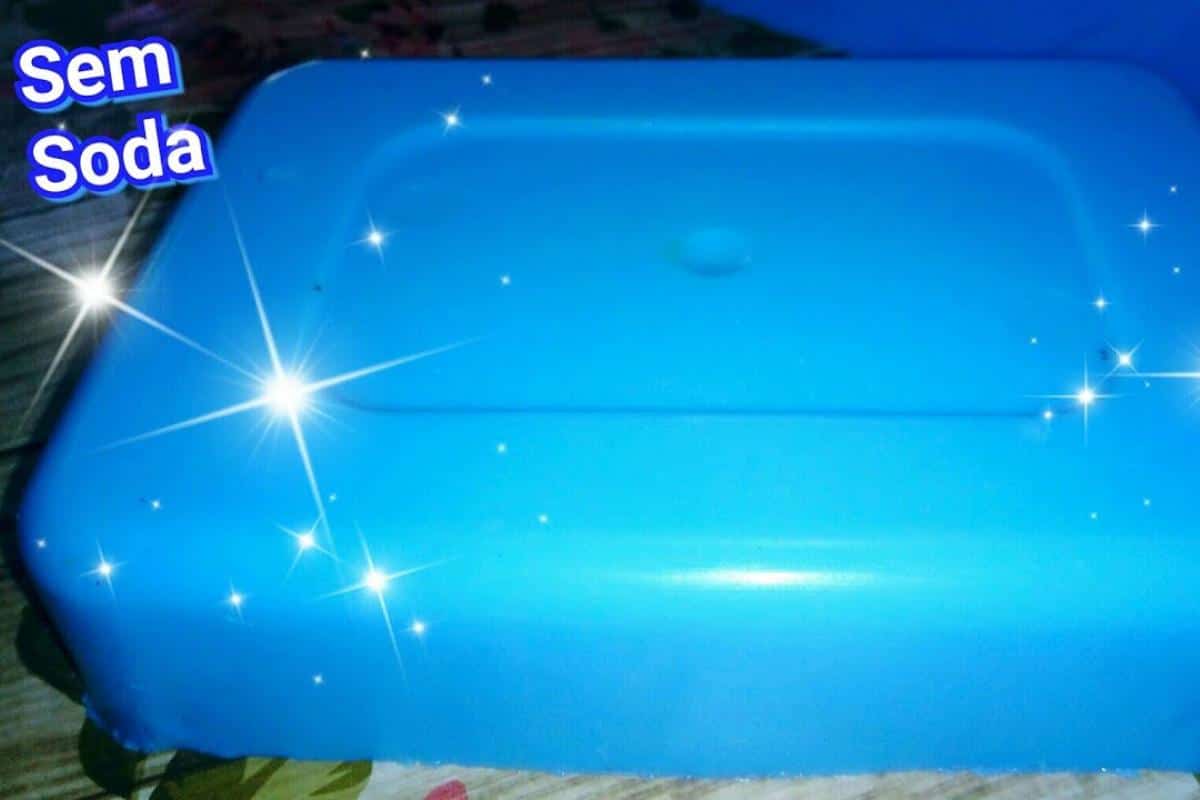 Sabão azul em pedra para desencardir suas roupas e deixar perfumadas