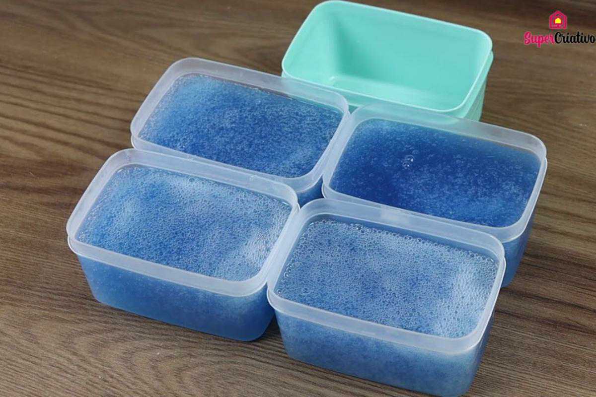 Sabão de brilho bem fácil de fazer além de mais barato também é muito eficiente