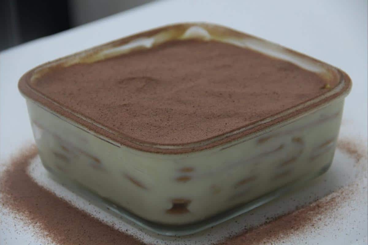 Sobremesa de 3 ingredientes muito fácil de fazer e todo mundo vai adorar na sua casa