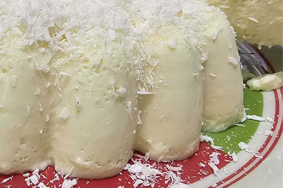 Sobremesa de abacaxi com coco bem cremosa todo mundo vai te pedir a receita