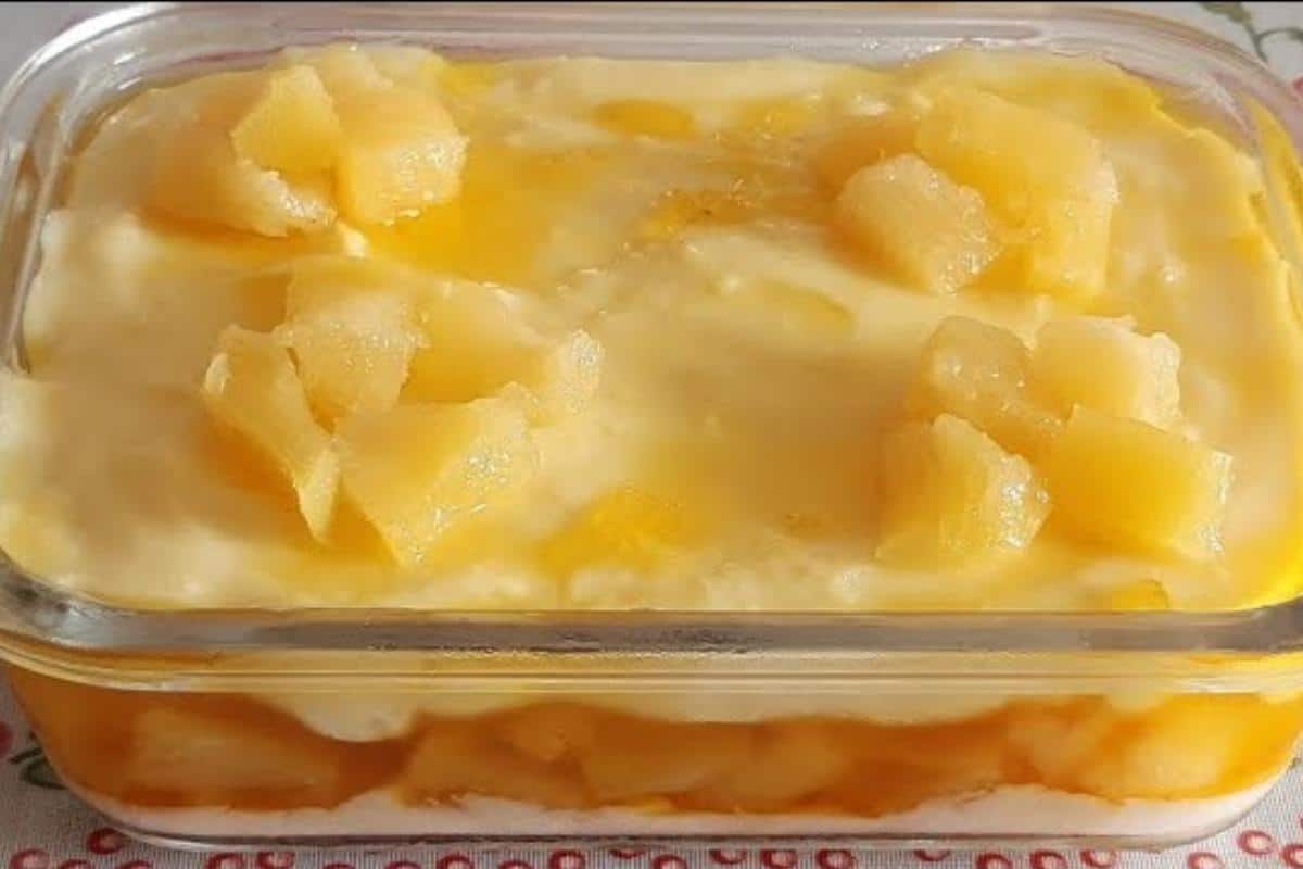 Sobremesa para o dia das mães muito cremosa e refrescante que não dá trabalho de fazer