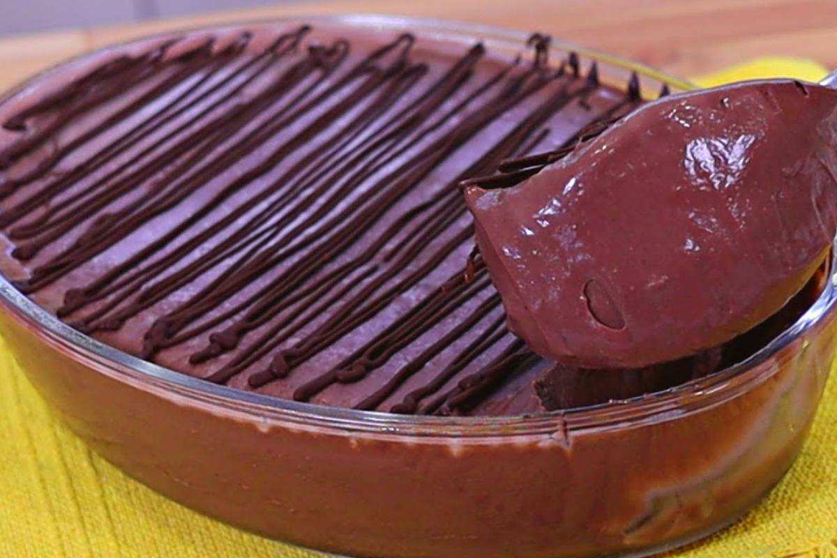 Sorvetão de brigadeiro a sobremesa mais chocolatuda que existe e de fácil preparo