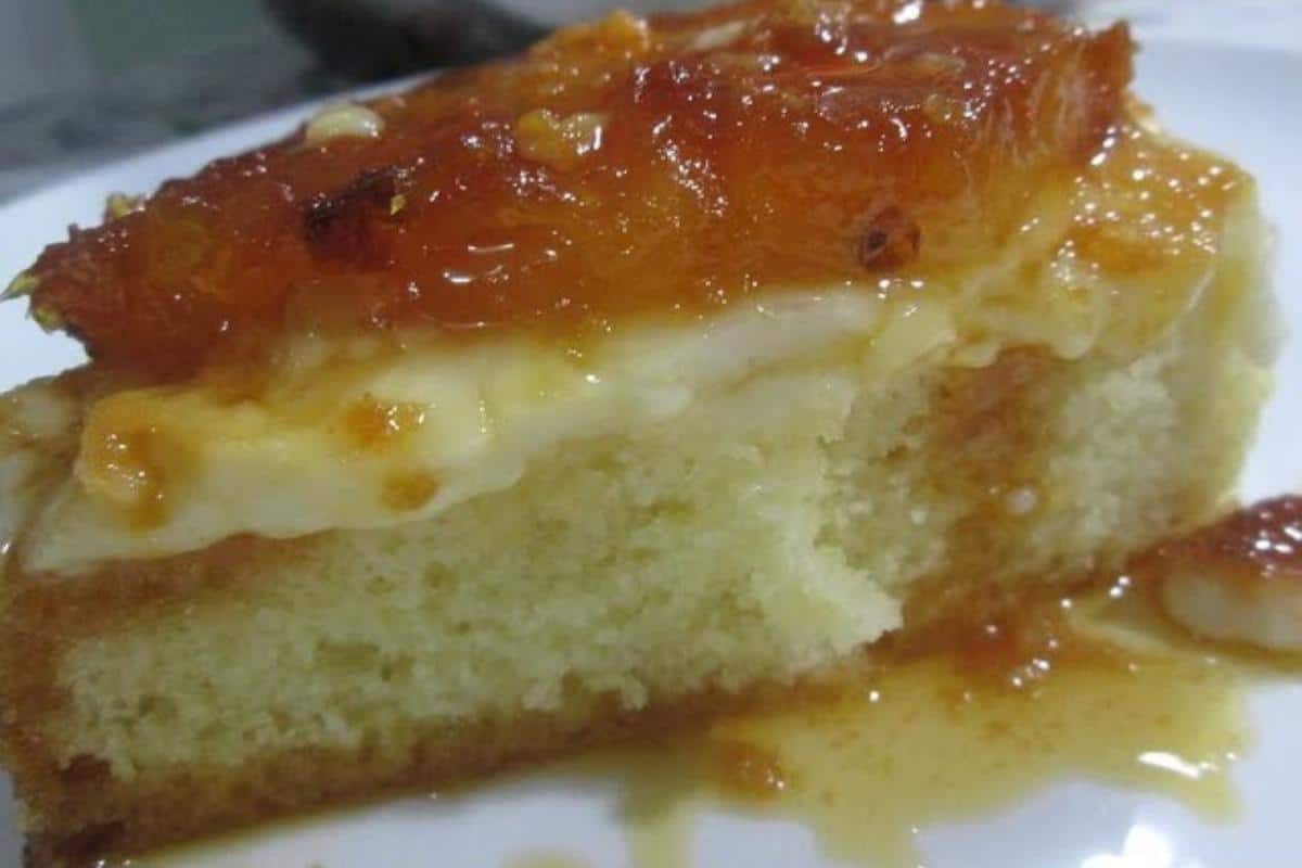 Torta de abacaxi com um sabor incrível e muito marcante todos vão amar quando você fizer