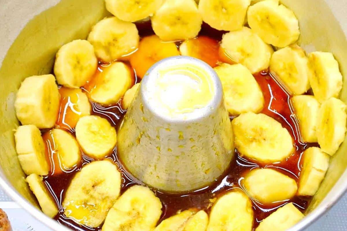 Bolo de banana da vovó que fica delicioso e todo mundo adora