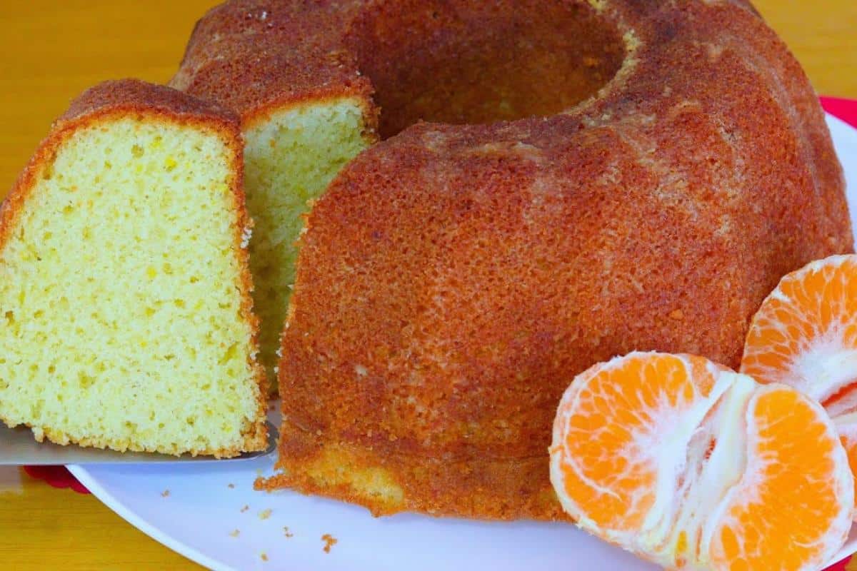 Tangerina é a fruta da estação, surpreenda todo mundo com esse bolo de tangerina delicioso