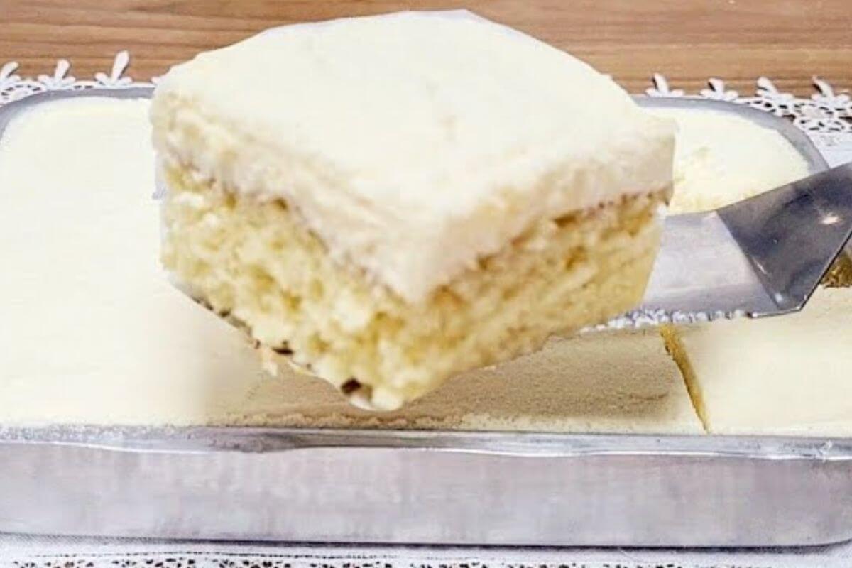 Como fazer bolo moça gelada bem molhadinho e cremoso para o lanche da tarde