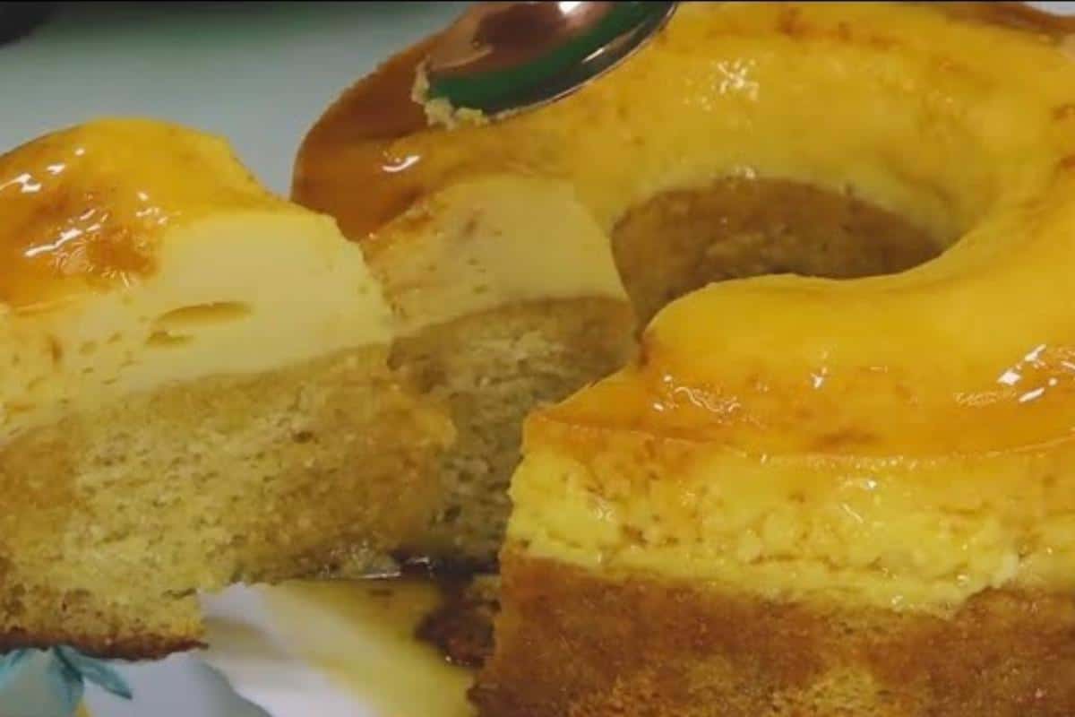 Como fazer bolo pudim que já sai totalmente pronto do forno