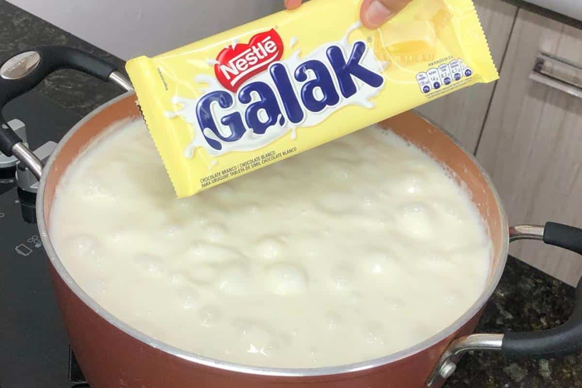 Canjica com chocolate branco um jeito novo de fazer canjica que você não vai largar nunca mais
