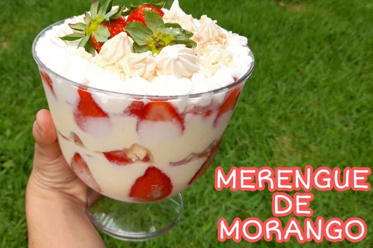 Merengue de morango uma sobremesa de domingo espetacular e fácil de preparar