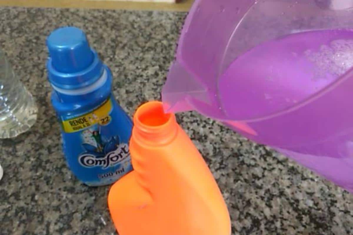 Misturinha para limpar sofá que vai deixar tudo limpinho e cheiroso na sua sala para seu dia das mães