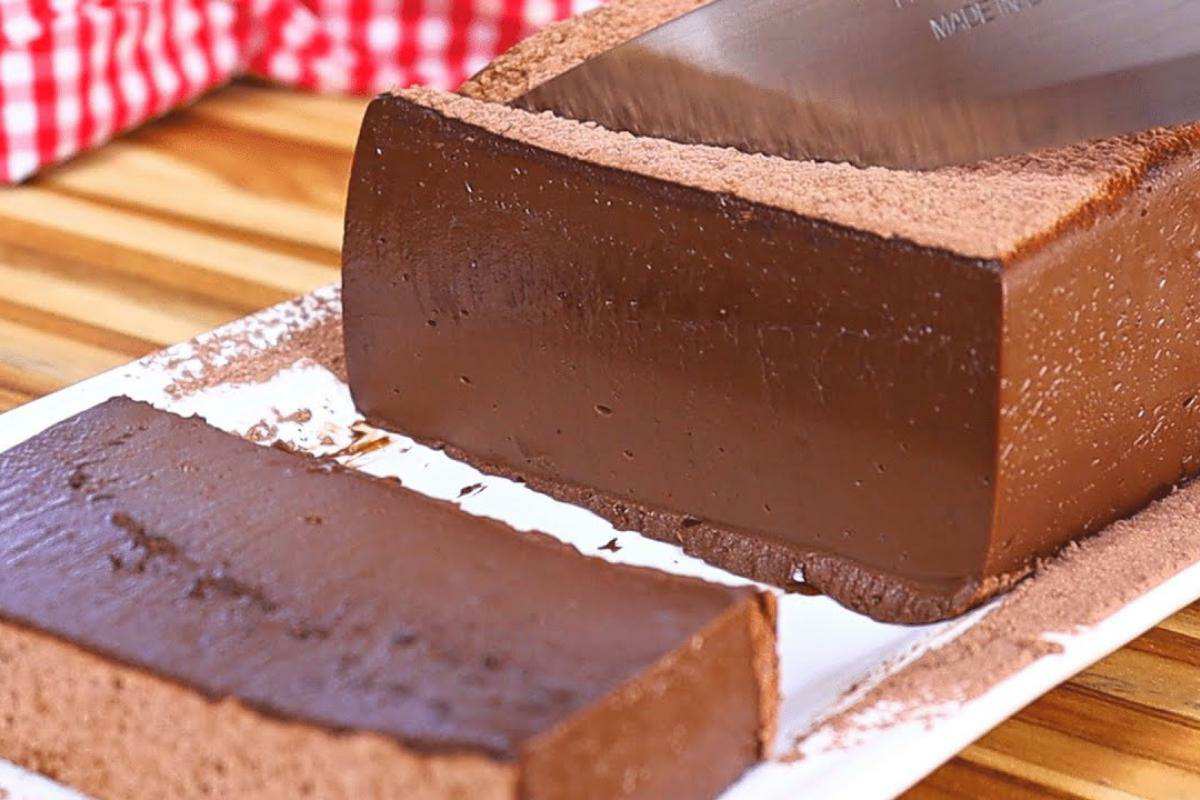 Mousse de chocolate de cortar você vai se surpreender com facilidade para fazer