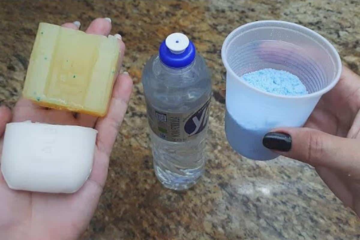 Como fazer sabão líquido caseiro para uso geral na hora da limpeza ou lavagem de roupas