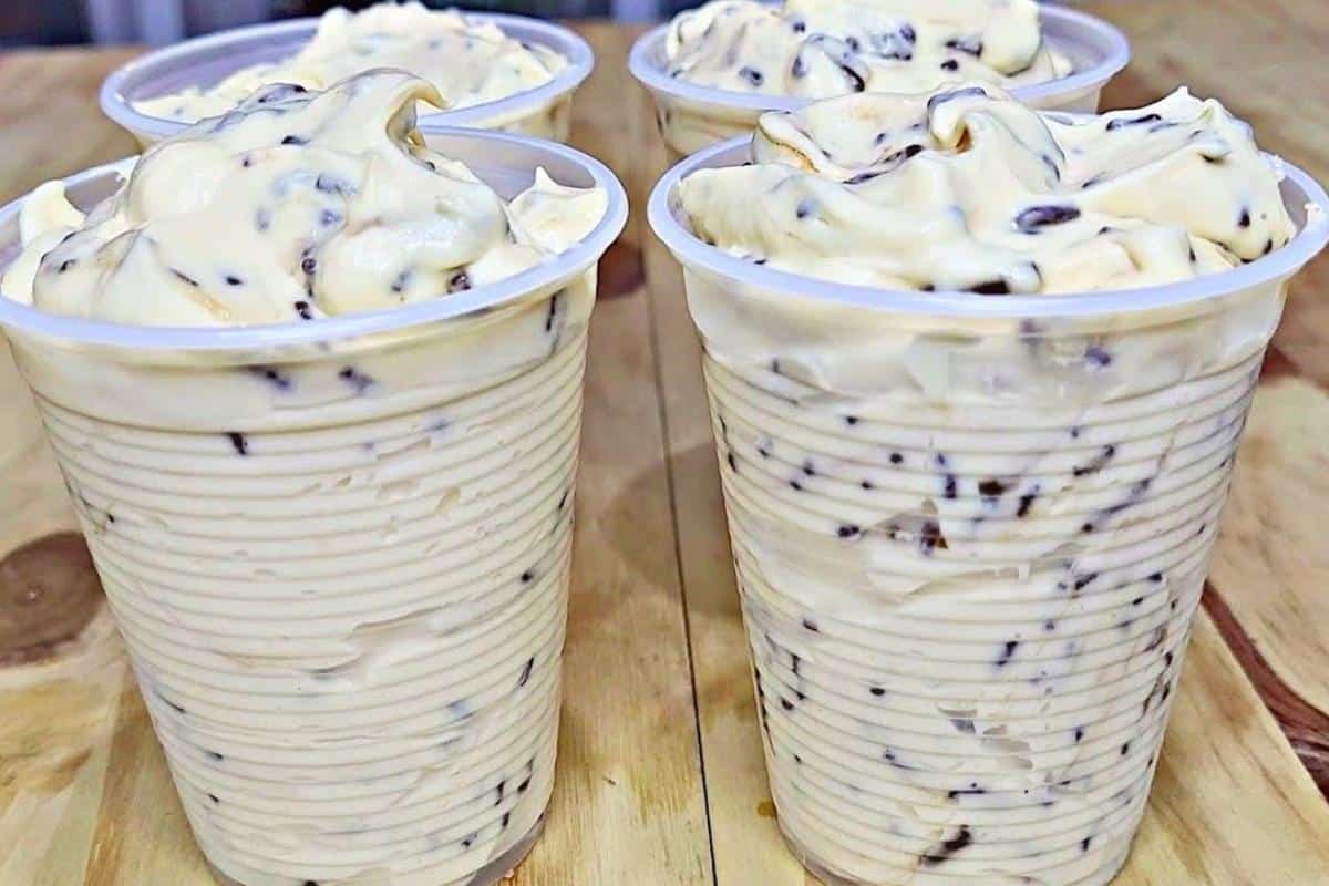 Sobremesa para o dia das mães que é só bater no liquidificador e esperar gelar