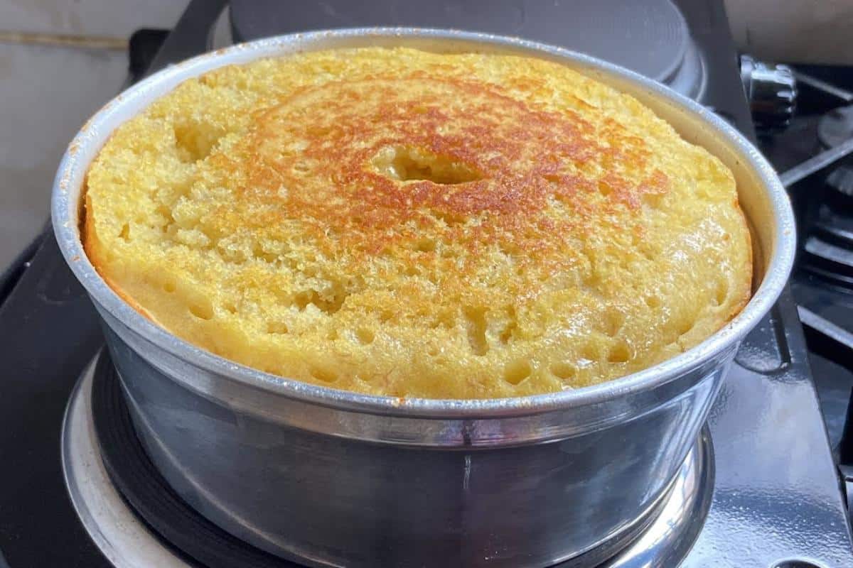 Como fazer bolo na boca do fogão sem precisar colocar açúcar nem farinha de trigo