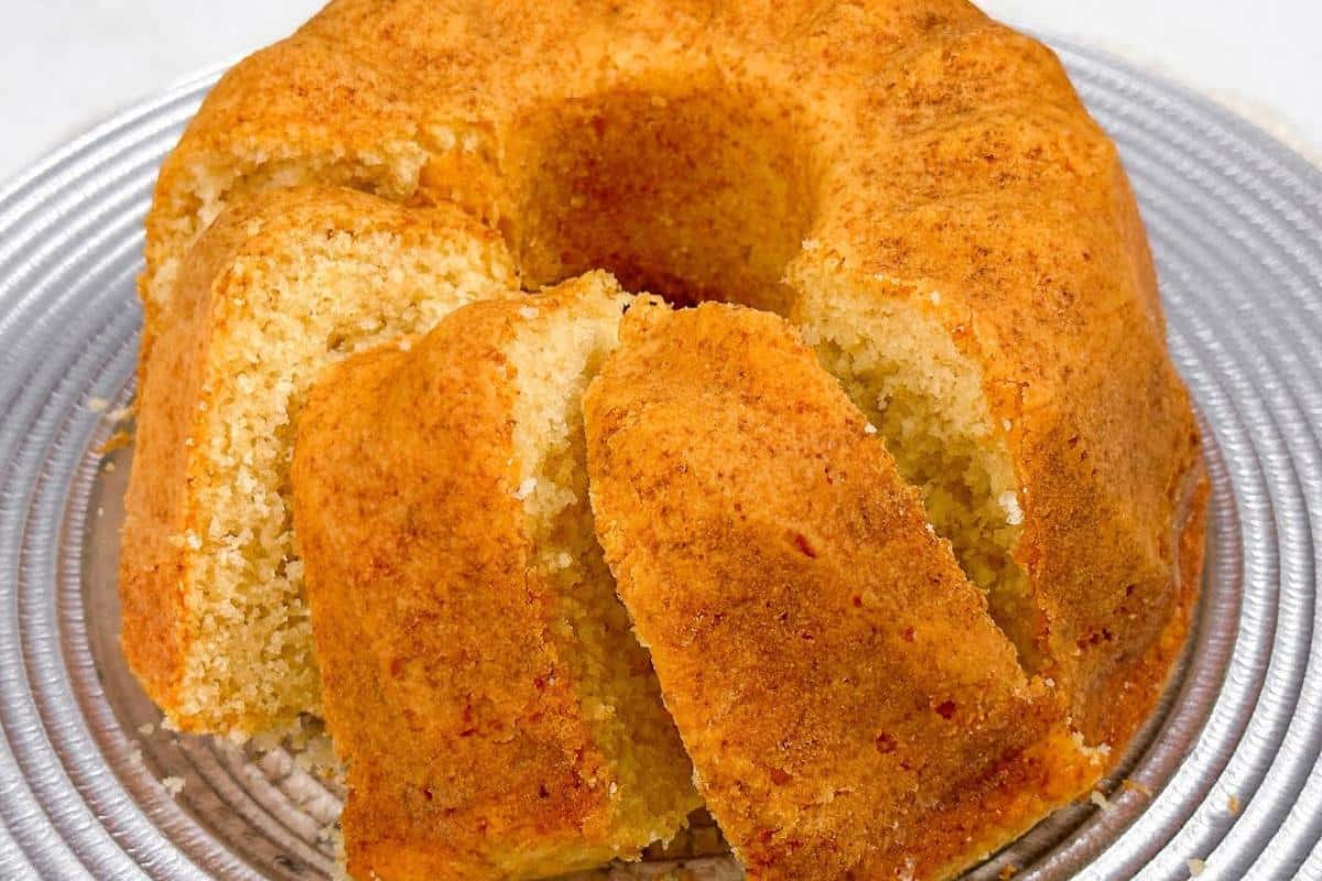 Segredo da minha avó para deixar um bolo simples bem fofinho e macio