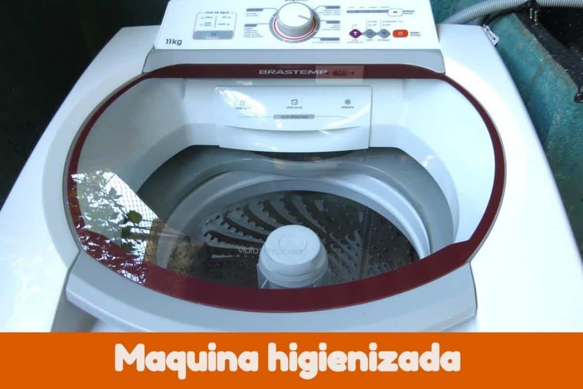 Como higienizar máquina de lavar na sua casa sem precisar chamar o técnico da assistência