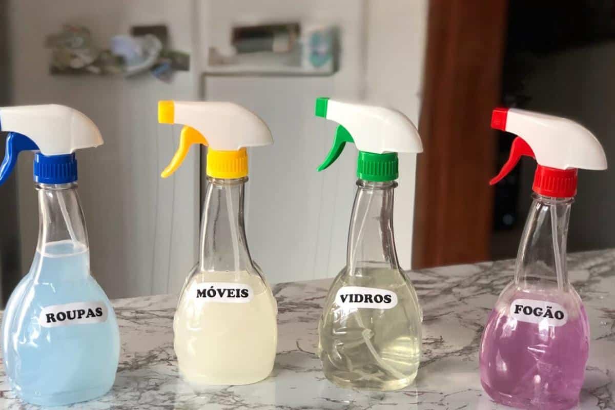 Aprenda 4 misturas caseiras vão te ajudar na limpeza da sua casa inteira