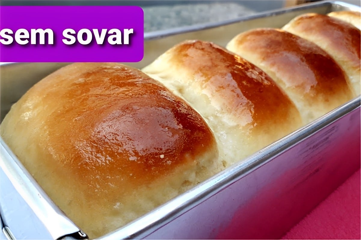 Pão caseiro que não precisa sovar muito fácil rápido e feito com ingredientes que você tem em casa
