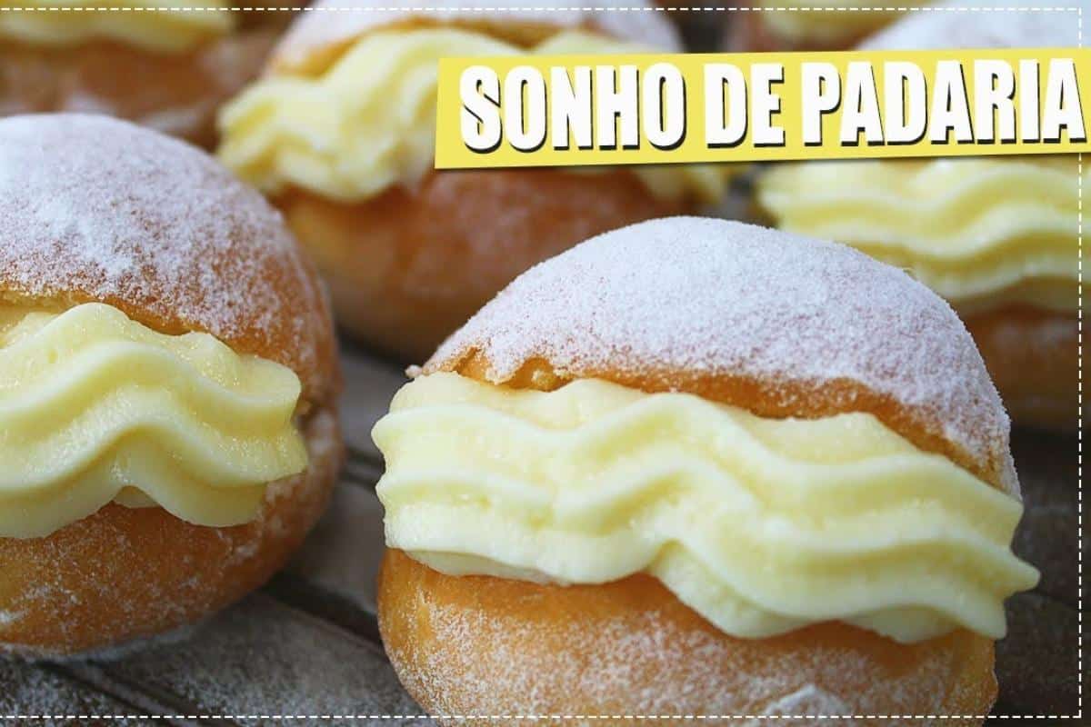 Sonho de padaria macio e fofinho com um segredo para o creme não empelotar