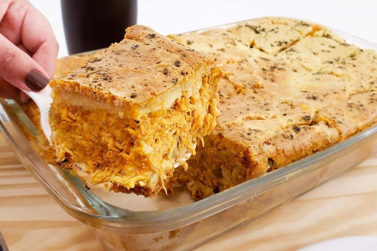 Receita de torta de frango cremosa uma massa deliciosa que ninguém bota defeito